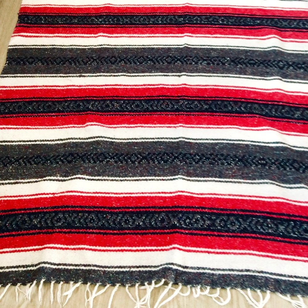 4 x 6 Hand Woven Cotton Rug